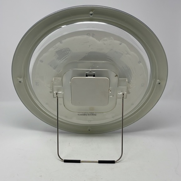 UNC Tar Heel Clock Battery Operated 13” Diameter - Picture 5 of 13